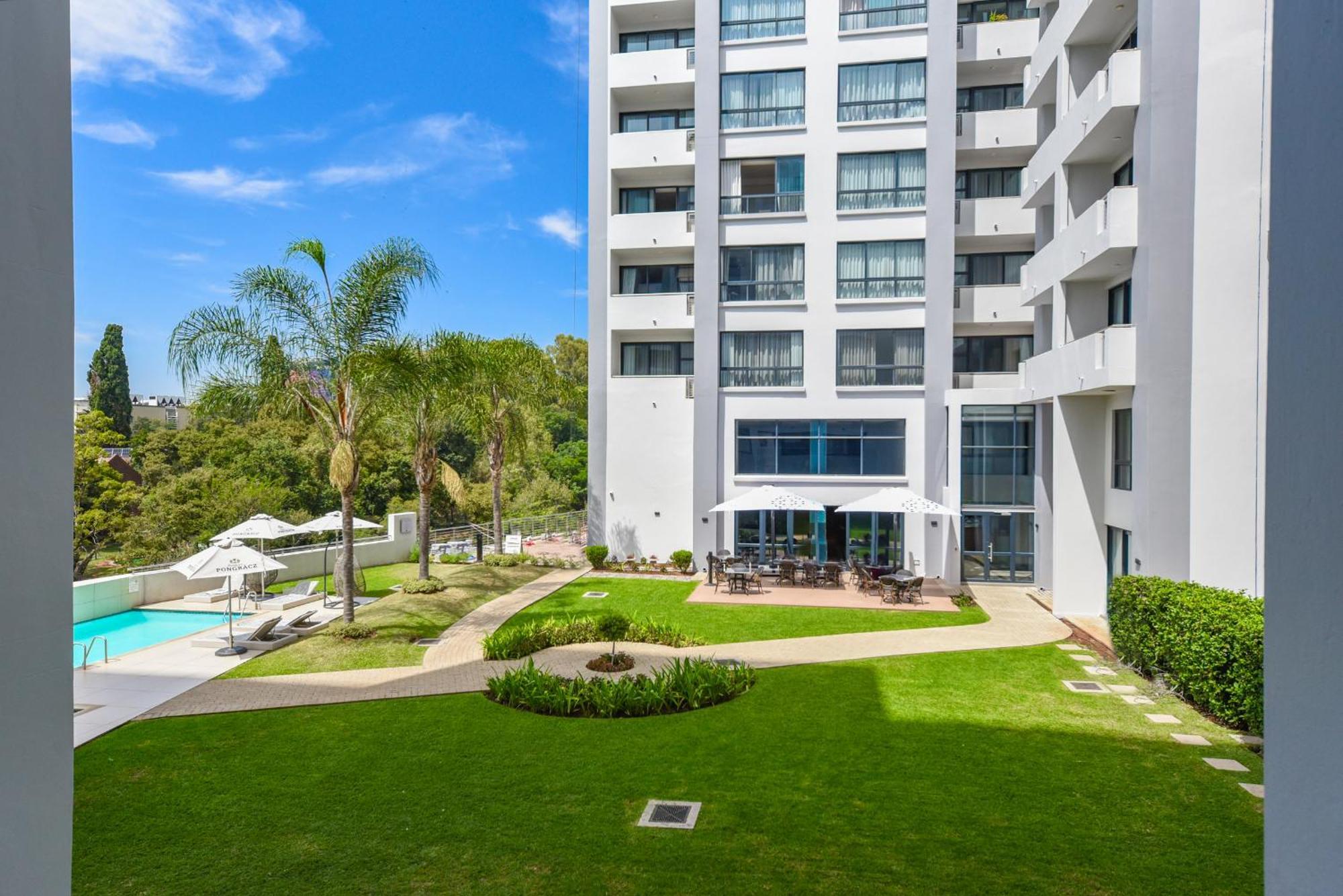 The Regency Apartments Pretoria-Noord Esterno foto